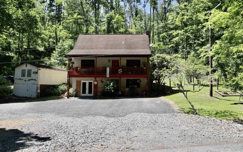 1691 Poe Run Road, Elkins, West Virginia 26241, 3 Bedrooms Bedrooms, 6 Rooms Rooms,2 BathroomsBathrooms,Single Family Detached,For Sale,Poe Run,10165199