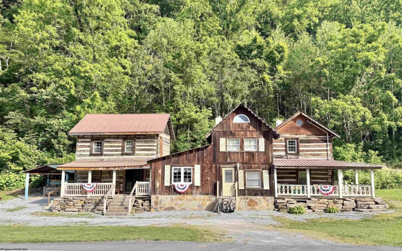 27707 Mountaineer Drive, Seneca Rocks, West Virginia 26884, 4 Bedrooms Bedrooms, 10 Rooms Rooms,2 BathroomsBathrooms,Single Family Detached,For Sale,Mountaineer,10165198