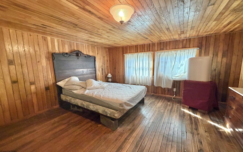 27707 Mountaineer Drive, Seneca Rocks, West Virginia 26884, 4 Bedrooms Bedrooms, 10 Rooms Rooms,2 BathroomsBathrooms,Single Family Detached,For Sale,Mountaineer,10165198