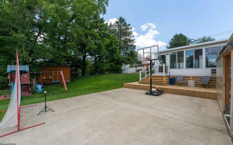 1361 Anderson Avenue, Morgantown, West Virginia 26505, 3 Bedrooms Bedrooms, 7 Rooms Rooms,3 BathroomsBathrooms,Single Family Detached,For Sale,Anderson,10165192