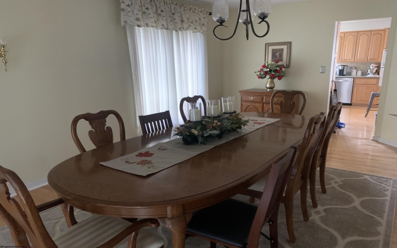 504 Brian Place, Morgantown, West Virginia 26505, 3 Bedrooms Bedrooms, 8 Rooms Rooms,2 BathroomsBathrooms,Single Family Detached,For Sale,Brian,10165209