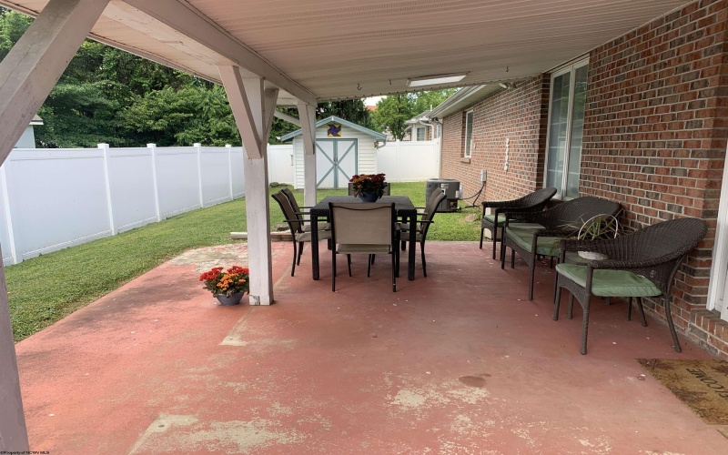 504 Brian Place, Morgantown, West Virginia 26505, 3 Bedrooms Bedrooms, 8 Rooms Rooms,2 BathroomsBathrooms,Single Family Detached,For Sale,Brian,10165209