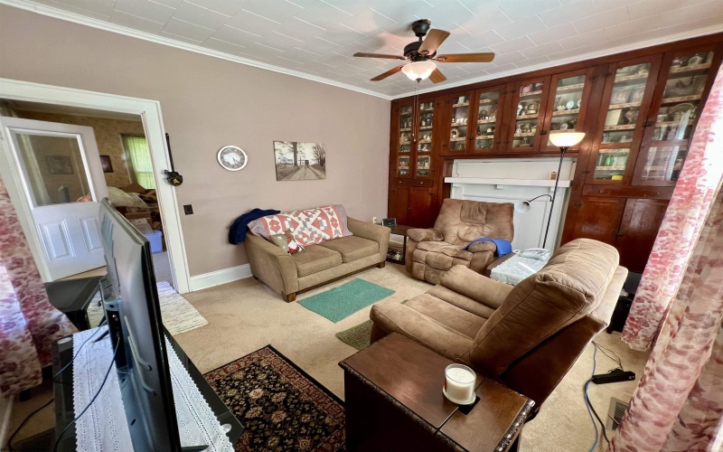 19 Nazareth Farm Road, Salem, West Virginia 26426, 3 Bedrooms Bedrooms, 8 Rooms Rooms,2 BathroomsBathrooms,Single Family Detached,For Sale,Nazareth Farm,10165210