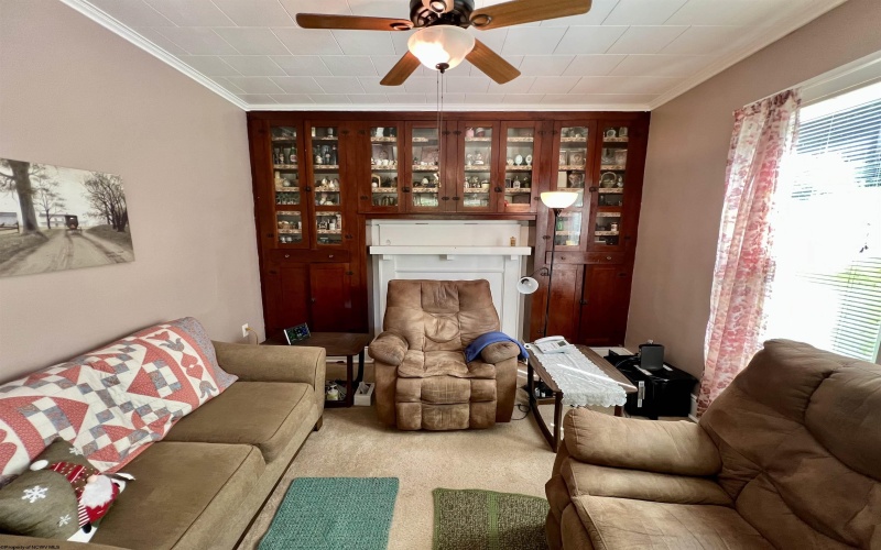 19 Nazareth Farm Road, Salem, West Virginia 26426, 3 Bedrooms Bedrooms, 8 Rooms Rooms,2 BathroomsBathrooms,Single Family Detached,For Sale,Nazareth Farm,10165210