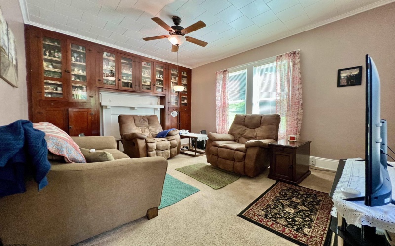 19 Nazareth Farm Road, Salem, West Virginia 26426, 3 Bedrooms Bedrooms, 8 Rooms Rooms,2 BathroomsBathrooms,Single Family Detached,For Sale,Nazareth Farm,10165210