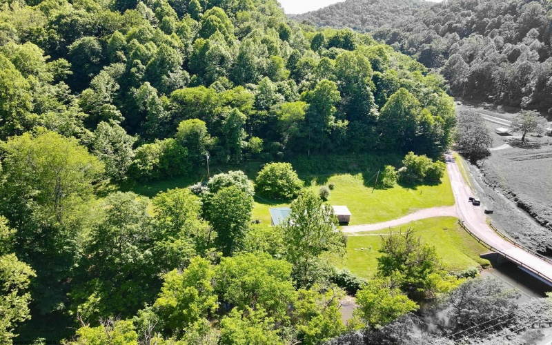 19 Nazareth Farm Road, Salem, West Virginia 26426, 3 Bedrooms Bedrooms, 8 Rooms Rooms,2 BathroomsBathrooms,Single Family Detached,For Sale,Nazareth Farm,10165210
