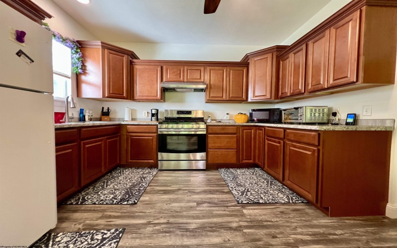 19 Nazareth Farm Road, Salem, West Virginia 26426, 3 Bedrooms Bedrooms, 8 Rooms Rooms,2 BathroomsBathrooms,Single Family Detached,For Sale,Nazareth Farm,10165210