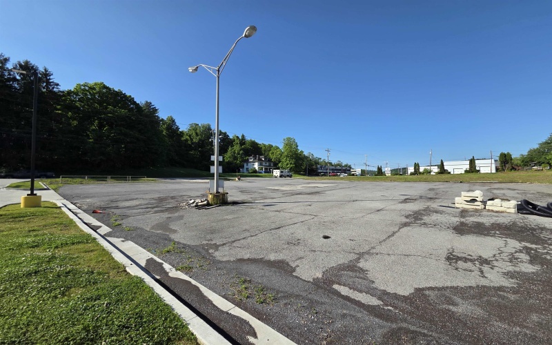 828 Fairmont Road, Westover, West Virginia 26501, ,Lots/land,For Sale,Fairmont,10165212 828 Fairmont Road, Westover, West Virginia 26501, ,Lots/land,For Sale,Fairmont,10165212