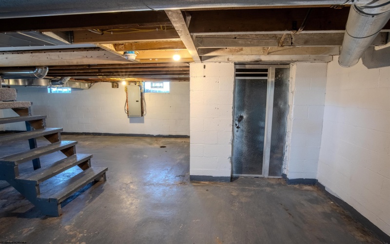 42 Main Street, Fairchance, Pennsylvania 15436, 2 Bedrooms Bedrooms, 6 Rooms Rooms,2 BathroomsBathrooms,Single Family Detached,For Sale,Main,10165213