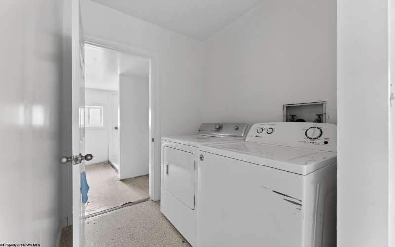 1451 Hite Avenue, Fairmont, West Virginia 26554, 2 Bedrooms Bedrooms, 4 Rooms Rooms,1 BathroomBathrooms,Single Family Detached,For Sale,Hite,10165214