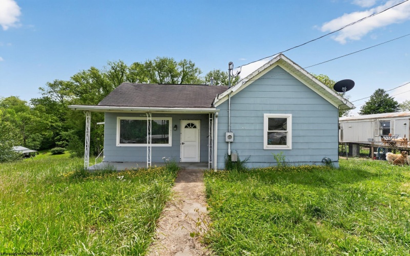 1451 Hite Avenue, Fairmont, West Virginia 26554, 2 Bedrooms Bedrooms, 4 Rooms Rooms,1 BathroomBathrooms,Single Family Detached,For Sale,Hite,10165214