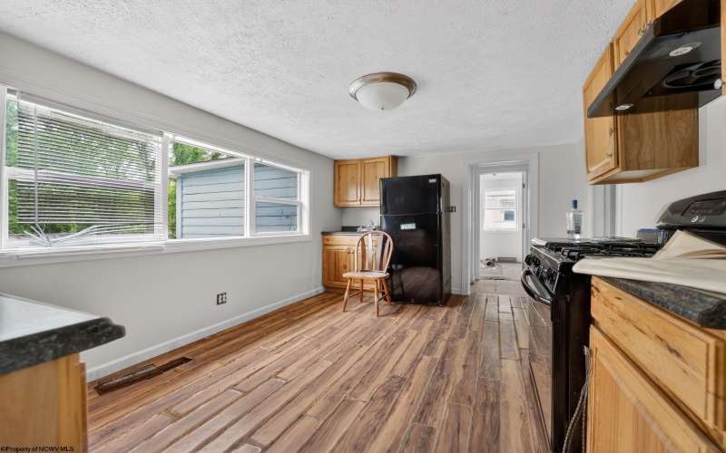 1451 Hite Avenue, Fairmont, West Virginia 26554, 2 Bedrooms Bedrooms, 4 Rooms Rooms,1 BathroomBathrooms,Single Family Detached,For Sale,Hite,10165214