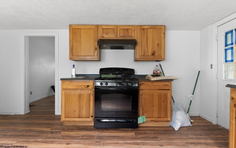 1451 Hite Avenue, Fairmont, West Virginia 26554, 2 Bedrooms Bedrooms, 4 Rooms Rooms,1 BathroomBathrooms,Single Family Detached,For Sale,Hite,10165214