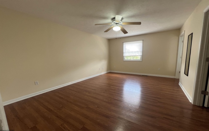 206 Stonegate Circle, Morgantown, West Virginia 26505, 2 Bedrooms Bedrooms, 4 Rooms Rooms,3 BathroomsBathrooms,Residential Rentals,For Rent,Stonegate,10165217