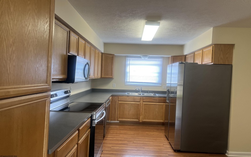 206 Stonegate Circle, Morgantown, West Virginia 26505, 2 Bedrooms Bedrooms, 4 Rooms Rooms,3 BathroomsBathrooms,Residential Rentals,For Rent,Stonegate,10165217