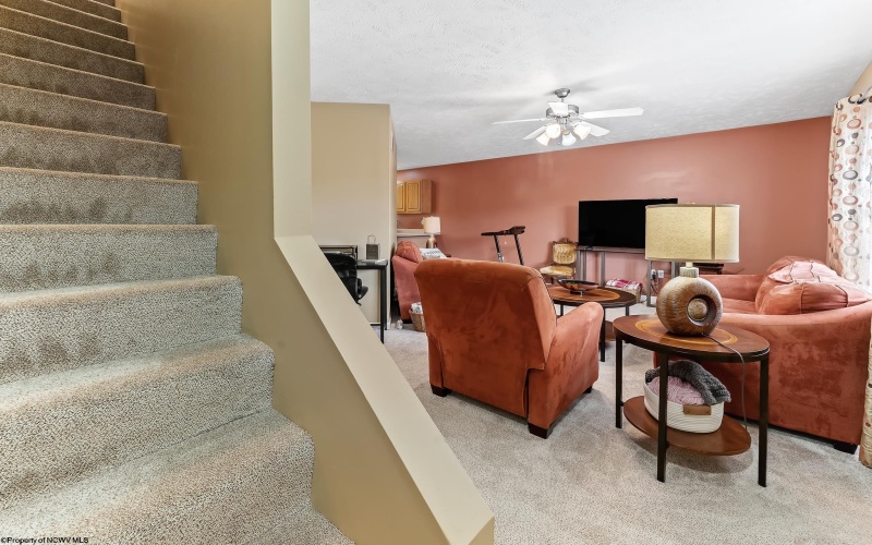 747 Erow Avenue, Morgantown, West Virginia 26505, 2 Bedrooms Bedrooms, 6 Rooms Rooms,3 BathroomsBathrooms,Single Family Attached,For Sale,Erow,10165223