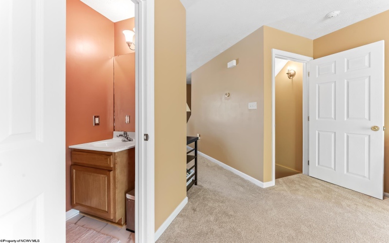 747 Erow Avenue, Morgantown, West Virginia 26505, 2 Bedrooms Bedrooms, 6 Rooms Rooms,3 BathroomsBathrooms,Single Family Attached,For Sale,Erow,10165223
