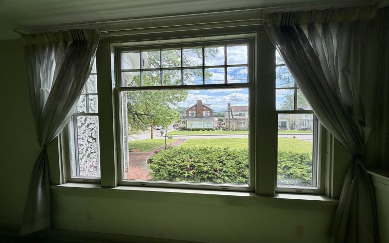 608 Milford Street, Clarksburg, West Virginia 26301, ,Multi-unit/income,For Sale,Milford,10165233 608 Milford Street, Clarksburg, West Virginia 26301, ,Multi-unit/income,For Sale,Milford,10165233