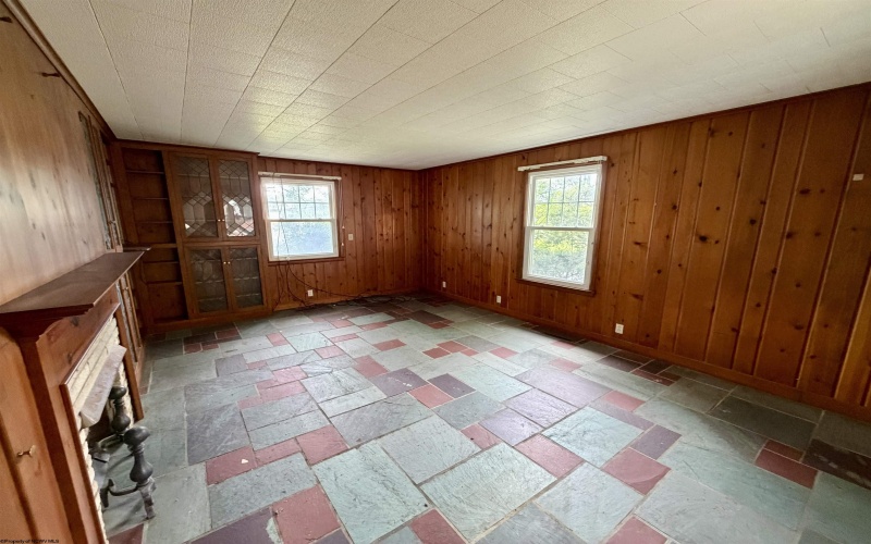 608 Milford Street, Clarksburg, West Virginia 26301, ,Multi-unit/income,For Sale,Milford,10165233 608 Milford Street, Clarksburg, West Virginia 26301, ,Multi-unit/income,For Sale,Milford,10165233