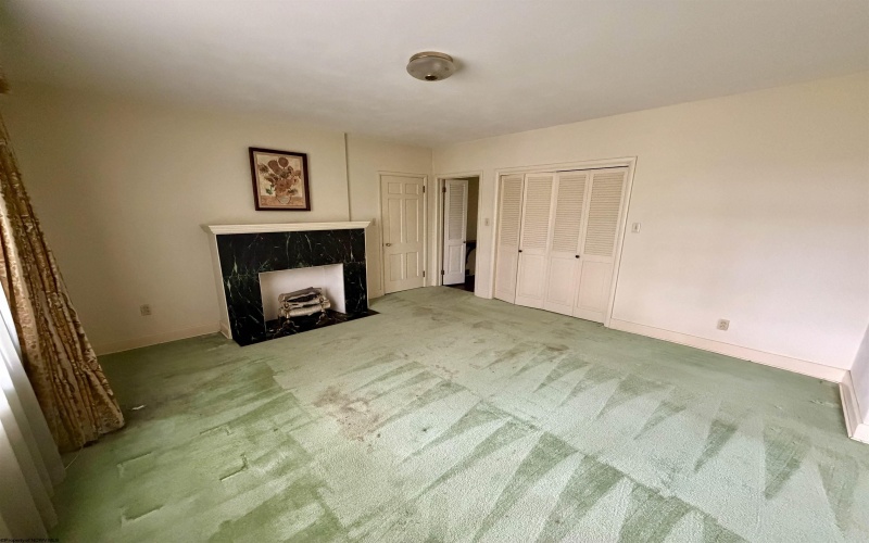 608 Milford Street, Clarksburg, West Virginia 26301, ,Multi-unit/income,For Sale,Milford,10165233 608 Milford Street, Clarksburg, West Virginia 26301, ,Multi-unit/income,For Sale,Milford,10165233