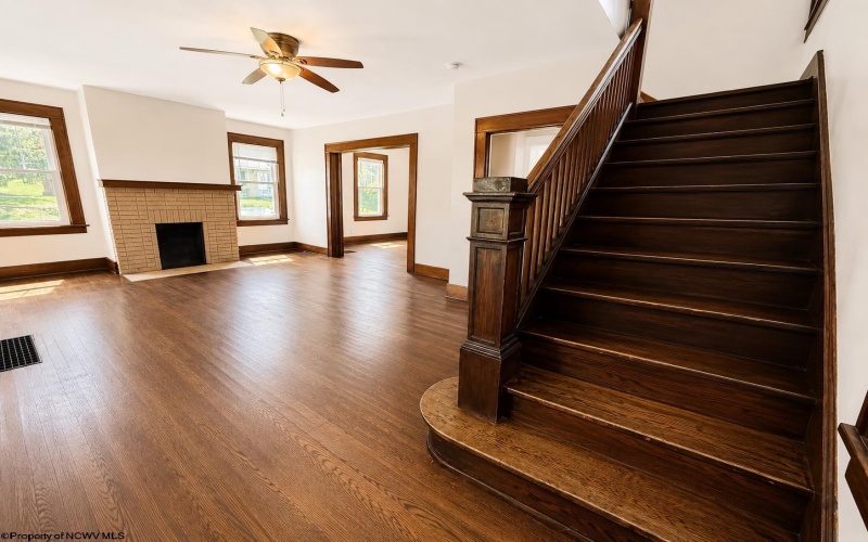 960 Grand Street, Morgantown, West Virginia 26505, 3 Bedrooms Bedrooms, 6 Rooms Rooms,2 BathroomsBathrooms,Residential Rentals,For Rent,Grand,10165226 960 Grand Street, Morgantown, West Virginia 26505, 3 Bedrooms Bedrooms, 6 Rooms Rooms,2 BathroomsBathrooms,Residential Rentals,For Rent,Grand,10165226