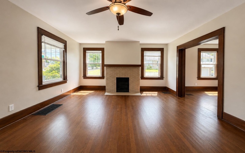 960 Grand Street, Morgantown, West Virginia 26505, 3 Bedrooms Bedrooms, 6 Rooms Rooms,2 BathroomsBathrooms,Residential Rentals,For Rent,Grand,10165226 960 Grand Street, Morgantown, West Virginia 26505, 3 Bedrooms Bedrooms, 6 Rooms Rooms,2 BathroomsBathrooms,Residential Rentals,For Rent,Grand,10165226