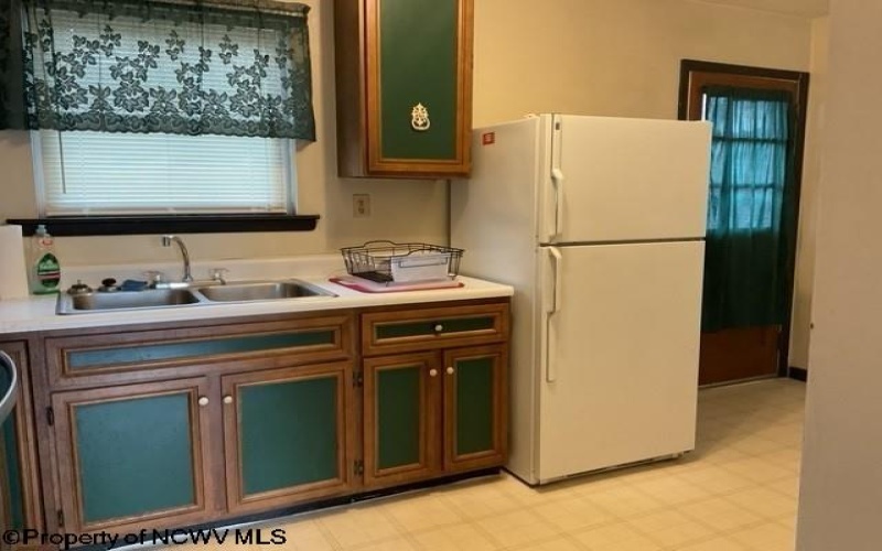 14 Dorsey Lane, Morgantown, West Virginia 26501, 2 Bedrooms Bedrooms, 4 Rooms Rooms,1 BathroomBathrooms,Residential Rentals,For Rent,Dorsey,10165231 14 Dorsey Lane, Morgantown, West Virginia 26501, 2 Bedrooms Bedrooms, 4 Rooms Rooms,1 BathroomBathrooms,Residential Rentals,For Rent,Dorsey,10165231