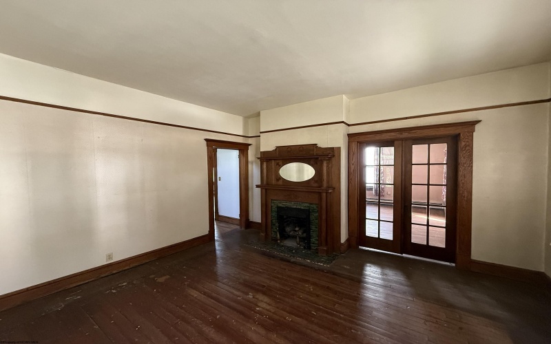 109 Davis Street, Elkins, West Virginia 26241, 4 Bedrooms Bedrooms, 8 Rooms Rooms,1 BathroomBathrooms,Single Family Detached,For Sale,Davis,10165229