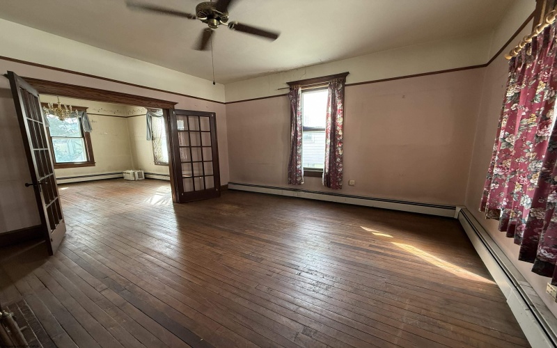 109 Davis Street, Elkins, West Virginia 26241, 4 Bedrooms Bedrooms, 8 Rooms Rooms,1 BathroomBathrooms,Single Family Detached,For Sale,Davis,10165229