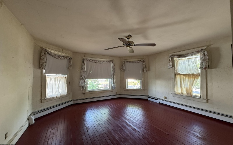 109 Davis Street, Elkins, West Virginia 26241, 4 Bedrooms Bedrooms, 8 Rooms Rooms,1 BathroomBathrooms,Single Family Detached,For Sale,Davis,10165229