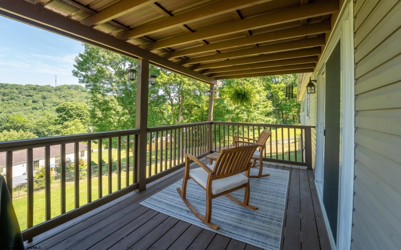 53 Ebenklein Lane, Morgantown, West Virginia 26508, 3 Bedrooms Bedrooms, 6 Rooms Rooms,2 BathroomsBathrooms,Single Family Detached,For Sale,Ebenklein,10165227