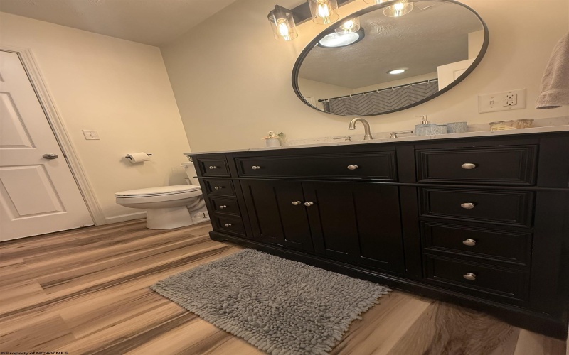 25 Augusta Pines Drive, Fairmont, West Virginia 26554, 4 Bedrooms Bedrooms, 8 Rooms Rooms,2 BathroomsBathrooms,Single Family Detached,For Sale,Augusta Pines,10165218