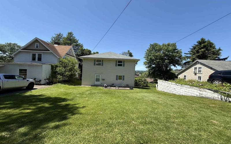 528 Union Avenue, Morgantown, West Virginia 26505, 4 Bedrooms Bedrooms, 9 Rooms Rooms,2 BathroomsBathrooms,Single Family Detached,For Sale,Union,10165220