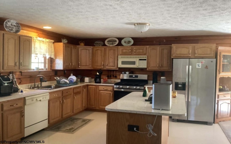 178 Swamp Run Road, Buckhannon, West Virginia 26201, 2 Bedrooms Bedrooms, 5 Rooms Rooms,2 BathroomsBathrooms,Single Family Detached,For Sale,Swamp Run,10165219