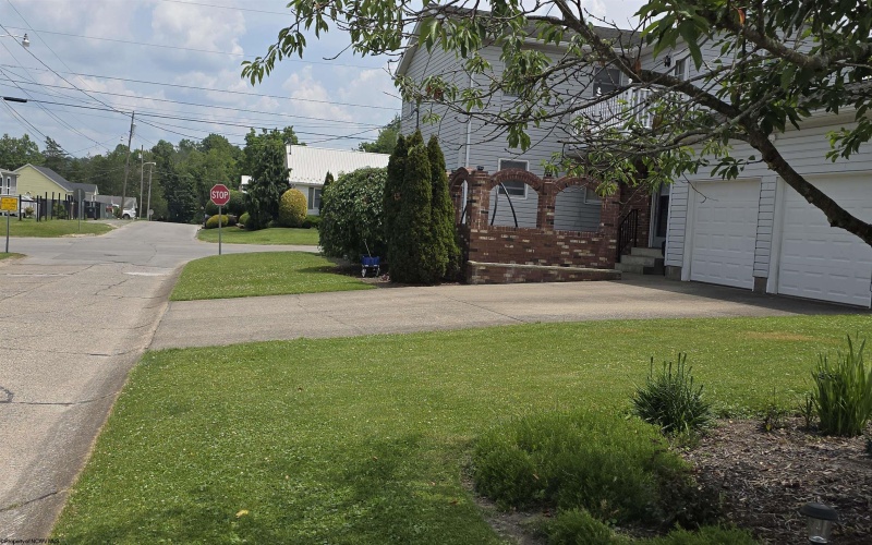 187 CAMDEN Avenue, Buckhannon, West Virginia 26201, 4 Bedrooms Bedrooms, 8 Rooms Rooms,3 BathroomsBathrooms,Single Family Detached,For Sale,CAMDEN,10165235