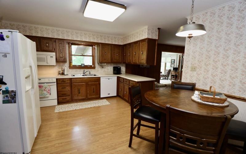 428 Pinewood Drive, Elkins, West Virginia 26241, 4 Bedrooms Bedrooms, 9 Rooms Rooms,3 BathroomsBathrooms,Single Family Detached,For Sale,Pinewood,10165260