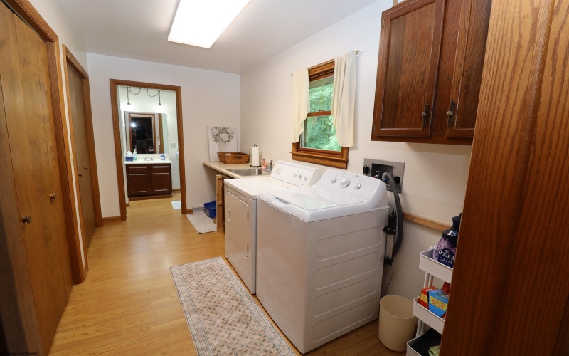 428 Pinewood Drive, Elkins, West Virginia 26241, 4 Bedrooms Bedrooms, 9 Rooms Rooms,3 BathroomsBathrooms,Single Family Detached,For Sale,Pinewood,10165260