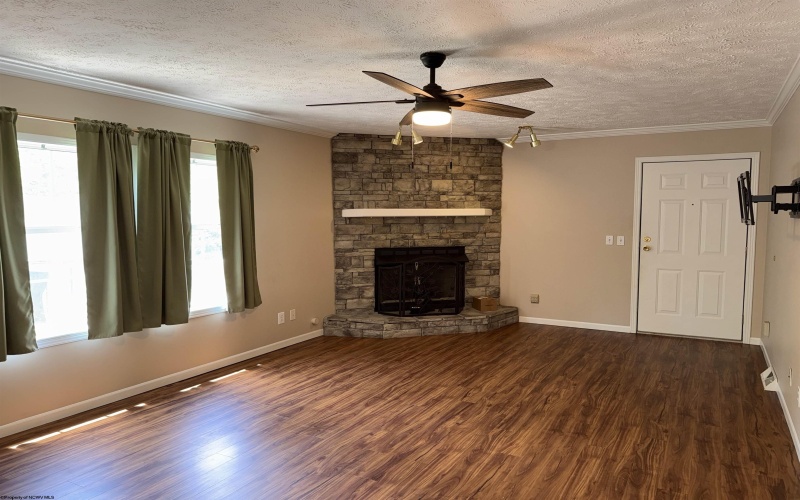 28 Fields Lane, Elkins, West Virginia 26241, 3 Bedrooms Bedrooms, 6 Rooms Rooms,2 BathroomsBathrooms,Single Family Detached,For Sale,Fields,10165259