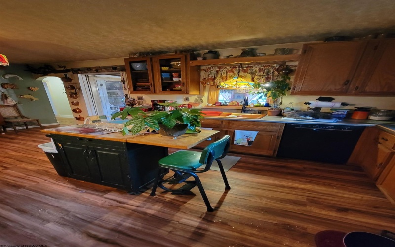 11575 Georgetown Road, Beverly, West Virginia 26253, 4 Bedrooms Bedrooms, 6 Rooms Rooms,2 BathroomsBathrooms,Single Family Detached,For Sale,Georgetown,10165256