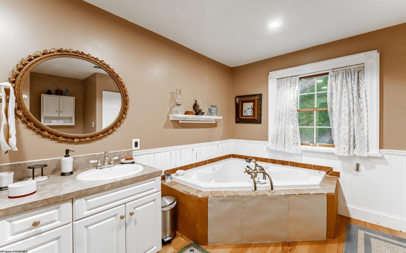 754 Saint Leo Road, Burton, West Virginia 26562, 2 Bedrooms Bedrooms, 6 Rooms Rooms,1 BathroomBathrooms,Single Family Detached,For Sale,Saint Leo,10165240