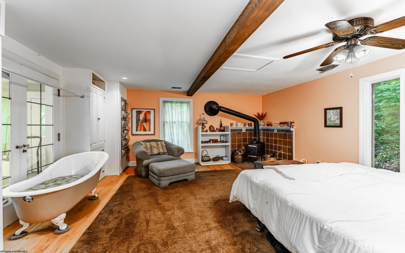 754 Saint Leo Road, Burton, West Virginia 26562, 2 Bedrooms Bedrooms, 6 Rooms Rooms,1 BathroomBathrooms,Single Family Detached,For Sale,Saint Leo,10165240