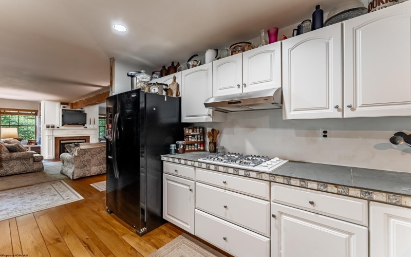 754 Saint Leo Road, Burton, West Virginia 26562, 2 Bedrooms Bedrooms, 6 Rooms Rooms,1 BathroomBathrooms,Single Family Detached,For Sale,Saint Leo,10165240