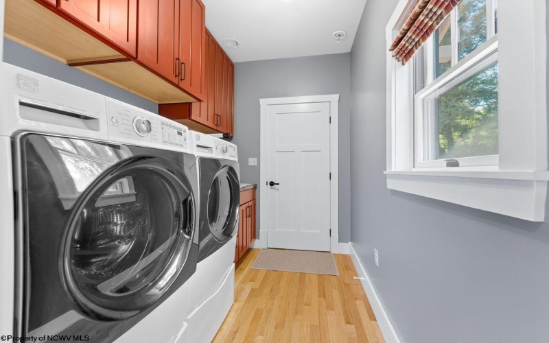 895 Fairfax Drive, Morgantown, West Virginia 26505, 3 Bedrooms Bedrooms, 8 Rooms Rooms,2 BathroomsBathrooms,Single Family Detached,For Sale,Fairfax,0,10165241