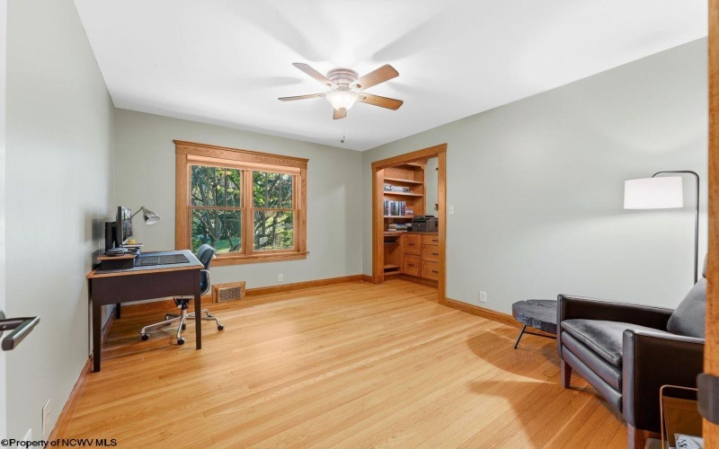 895 Fairfax Drive, Morgantown, West Virginia 26505, 3 Bedrooms Bedrooms, 8 Rooms Rooms,2 BathroomsBathrooms,Single Family Detached,For Sale,Fairfax,0,10165241