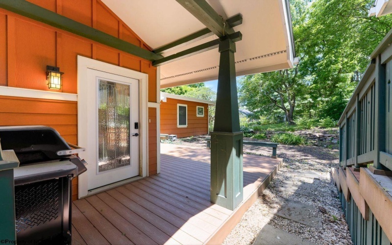 895 Fairfax Drive, Morgantown, West Virginia 26505, 3 Bedrooms Bedrooms, 8 Rooms Rooms,2 BathroomsBathrooms,Single Family Detached,For Sale,Fairfax,0,10165241