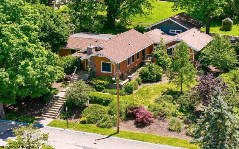 895 Fairfax Drive, Morgantown, West Virginia 26505, 3 Bedrooms Bedrooms, 8 Rooms Rooms,2 BathroomsBathrooms,Single Family Detached,For Sale,Fairfax,0,10165241