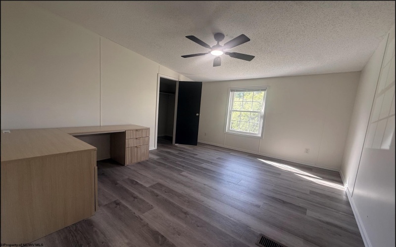 180 Morgans Run Road, Morgantown, West Virginia 26508, 3 Bedrooms Bedrooms, 7 Rooms Rooms,2 BathroomsBathrooms,Single Family Detached,For Sale,Morgans Run,10165242