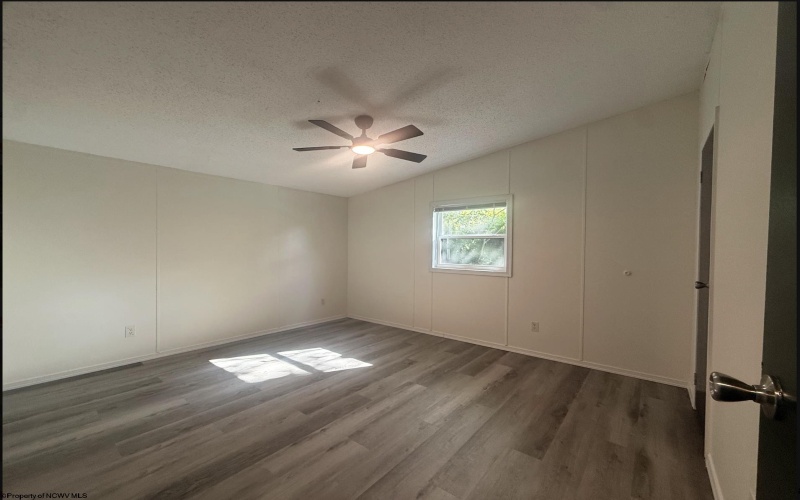 180 Morgans Run Road, Morgantown, West Virginia 26508, 3 Bedrooms Bedrooms, 7 Rooms Rooms,2 BathroomsBathrooms,Single Family Detached,For Sale,Morgans Run,10165242