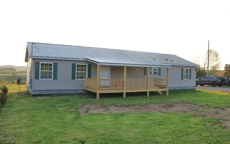 1003 Brandonville Pike, Terra Alta, West Virginia 26764, 3 Bedrooms Bedrooms, 6 Rooms Rooms,2 BathroomsBathrooms,Single Family Detached,For Sale,Brandonville,10165243