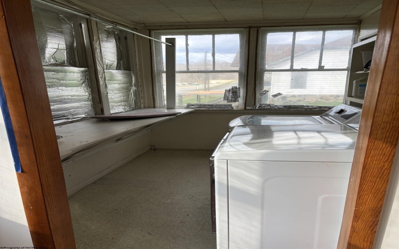 739 US Hwy 19 South, Weston, West Virginia 26452, 2 Bedrooms Bedrooms, 6 Rooms Rooms,1 BathroomBathrooms,Single Family Detached,For Sale,US Hwy 19,10165245